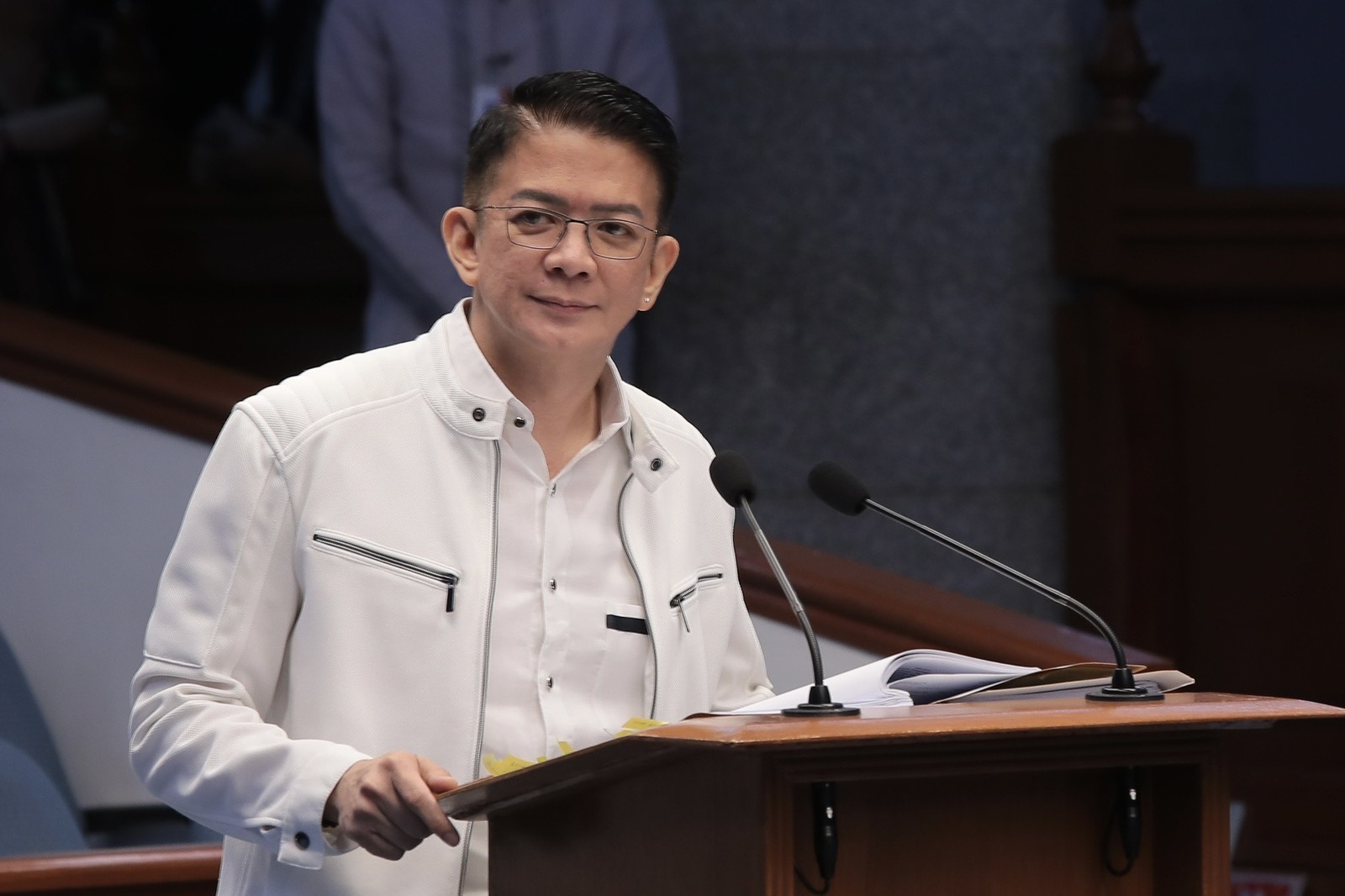 Chiz Escudero, lagapak! Trust rating bumaba sa gitna ng P142B budget issue