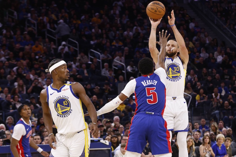 Curry Umabot sa 25,000 Career Points Habang Tinalo ng Warriors ang Pistons, 115-110