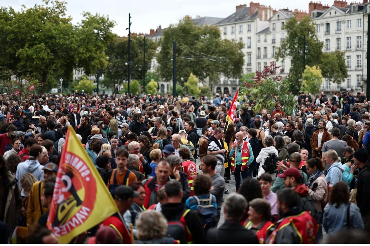 Malawakang ‘Block Everything’ Protests, yumanig sa France laban sa austerity measures ni Macron