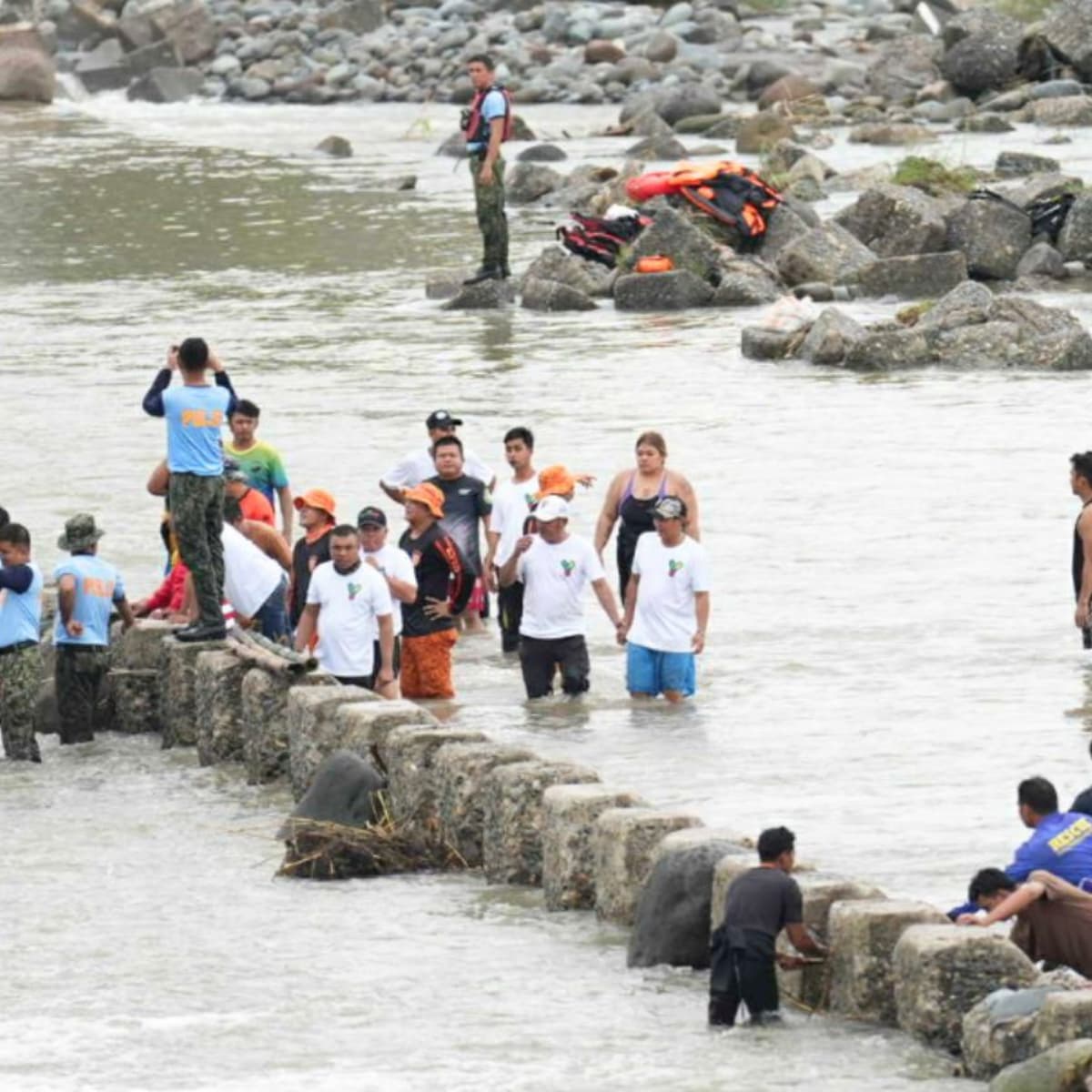 Dalawang binatilyo, nasagip matapos mahulog sa Irrigasyon sa Tarlac