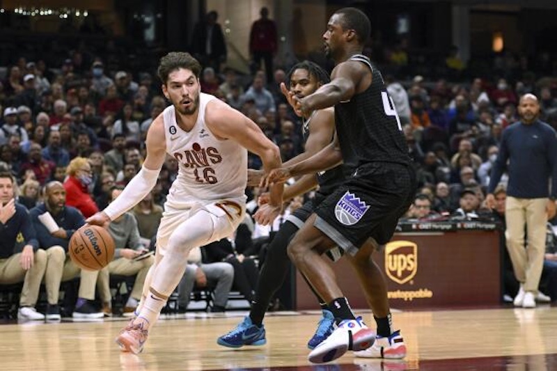 NBA: Kings, rumatsada kontra Cavaliers para manatili sa playoff race