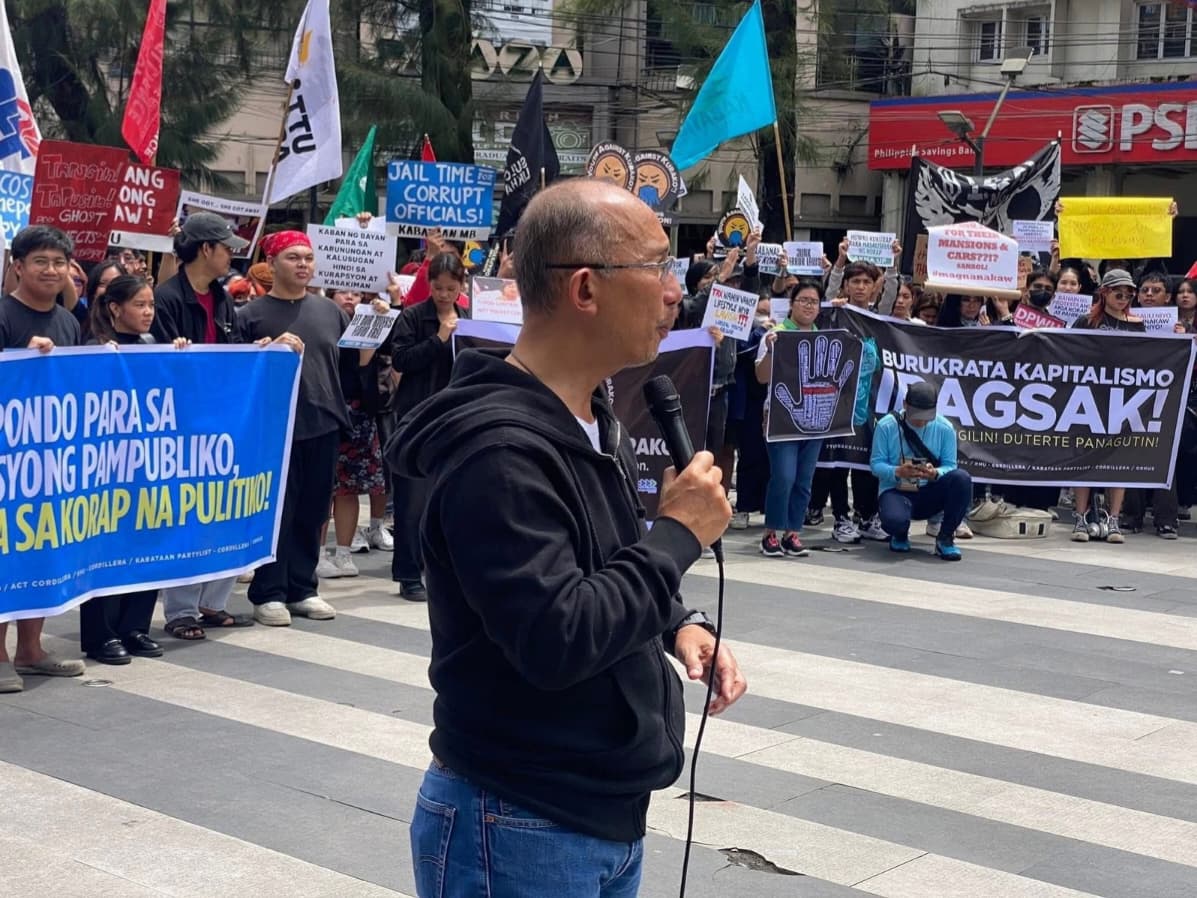 Mayor Benjie Magalong, nakisama sa protesta laban sa korupsyon sa Baguio