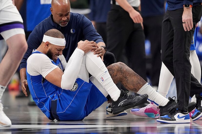 Patuloy ang Injury Problems ng Mavericks Bago ang Matinding Laban sa Bucks