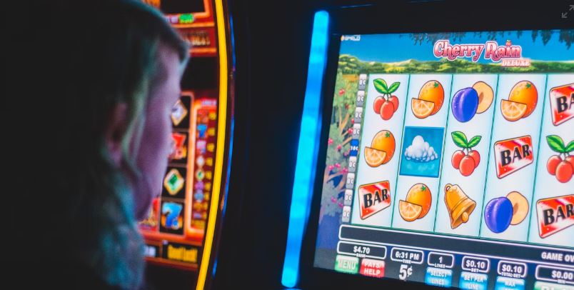 GOODBYE POGO! Marcos nilagdaan Anti-POGO Act; lahat ng offshore gaming bawal na