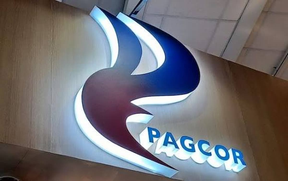 Kita ng PAGCOR bumagsak ng halos 50% matapos alisin ang online gambling links sa e-wallets