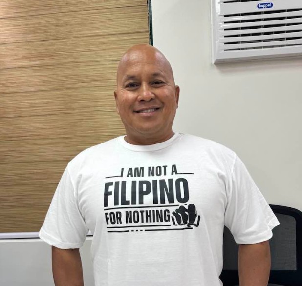 Bato, hinamon ng mga pamilya ng drug war victims: panindigan ang pinangakong haharap sa ICC