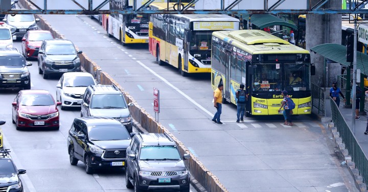 Carpooling eyed on EDSA busway: a band-aid or a breakthrough?