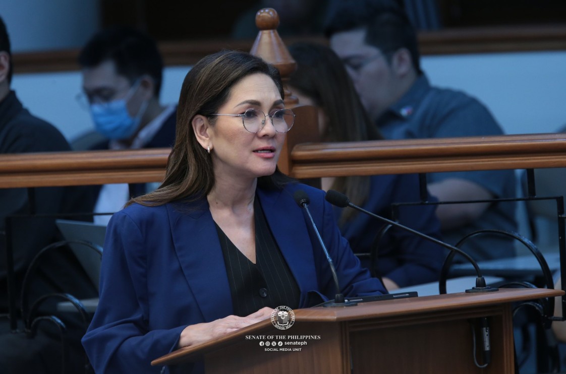 ‘Dinaig pa niya si Alice Guo!’ Hontiveros, binulgar ang umano’y dayuhang impluwensya ng anak ni Joseph Sy