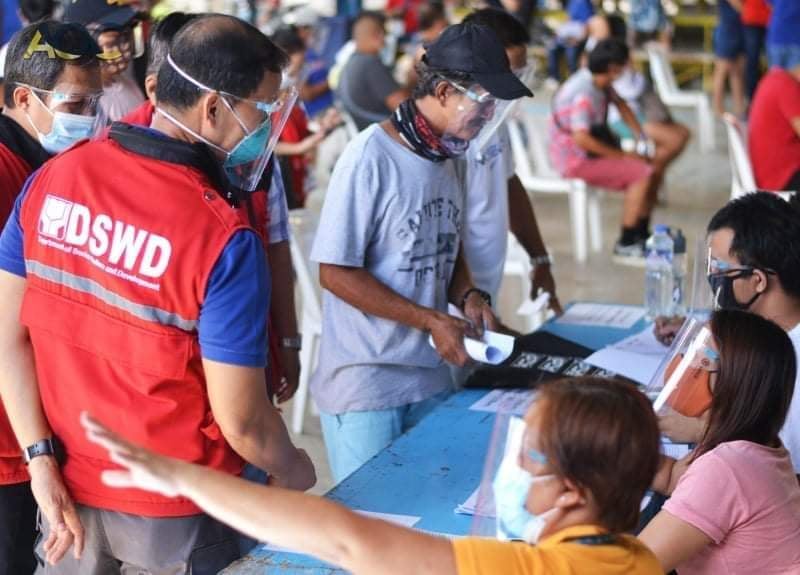 Ayuda modus sa Iloilo, pina-iimbestigahan ng DSWD; payout, tigil muna