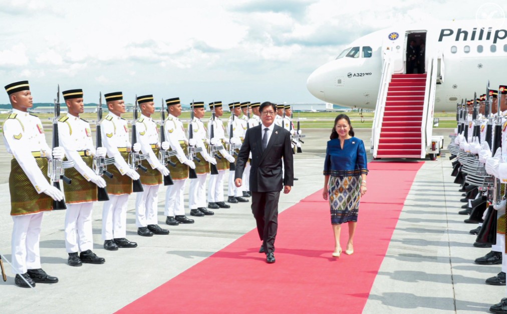 Marcos Jr., nasa Malaysia para sa serye ng ASEAN talks; interes ng Pinas, isusulong