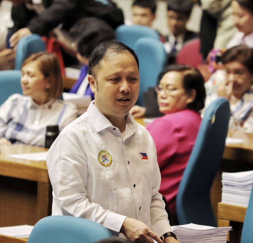 Marcos orders elite team to Prague to drag Zaldy Co back home to face flood mess charges