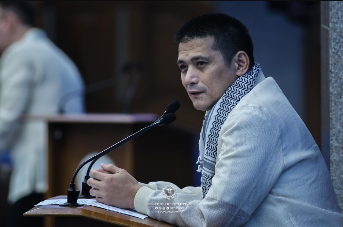Padilla, igniiit na haka-haka lang ang di umano'y wiretapping claims kaugnay si Castro