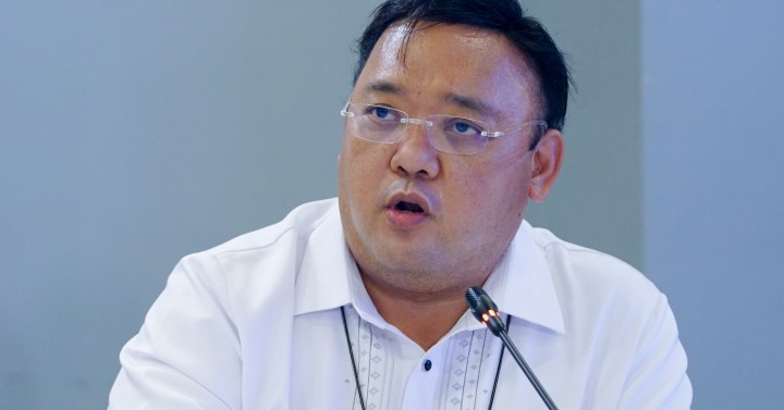 Interpol red notice laban kay Harry Roque, hiniling ng Pinas sa kasong human trafficking
