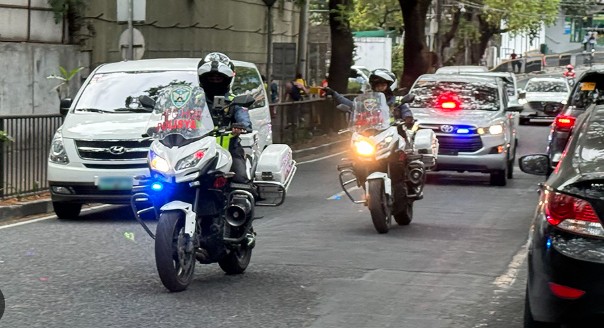 ‘Parang gusto pa akong itulak eh!’ Sotto, nanawagan sa VIP police escorts: maging mas magalang naman sa kalsada