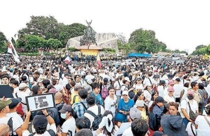Libu-libo, nag-martsa sa Edsa laban sa korapsyon