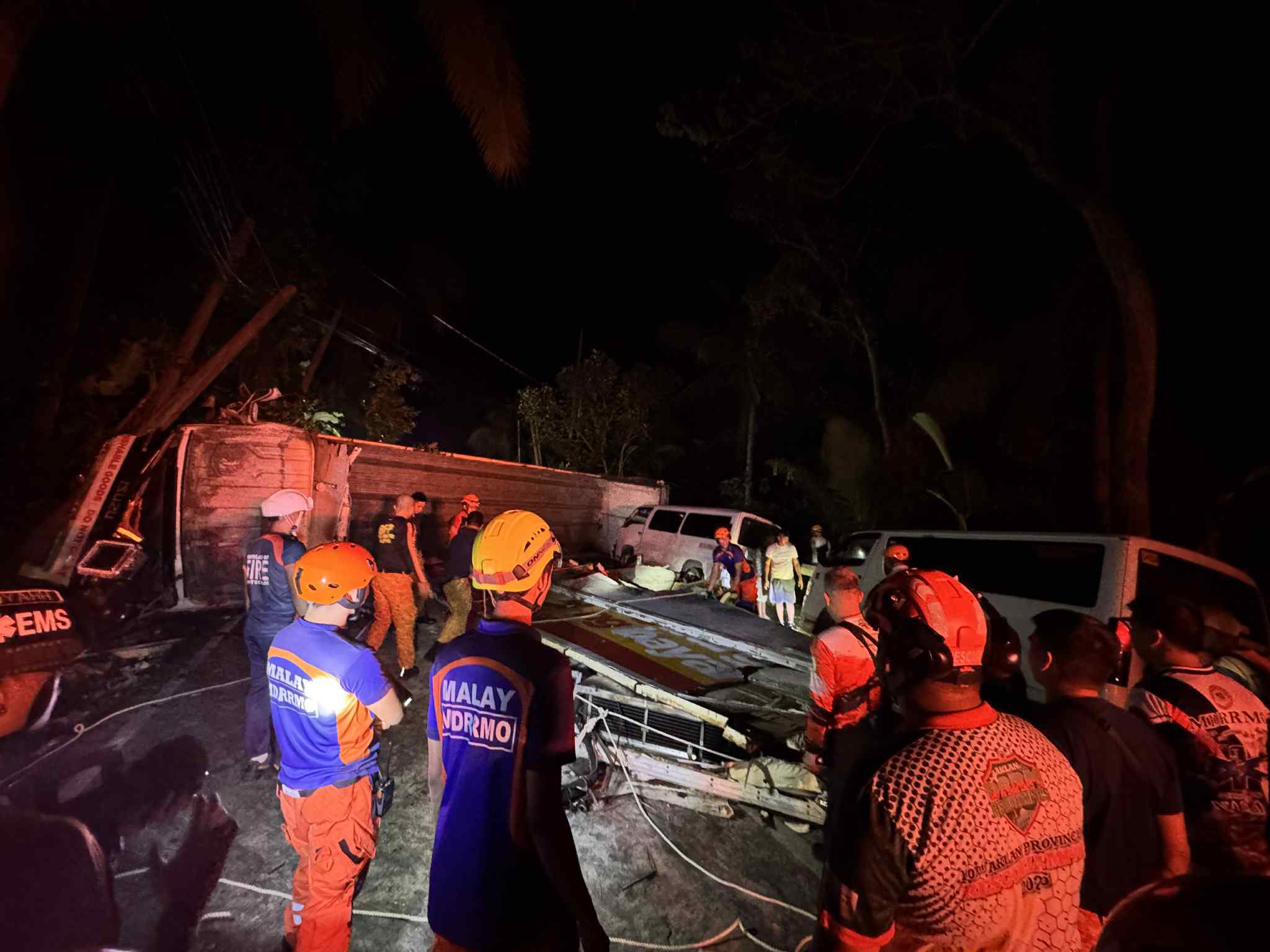 10 sasakyan nagsalpukan sa Aklan; 6 sugatan sa brake failure