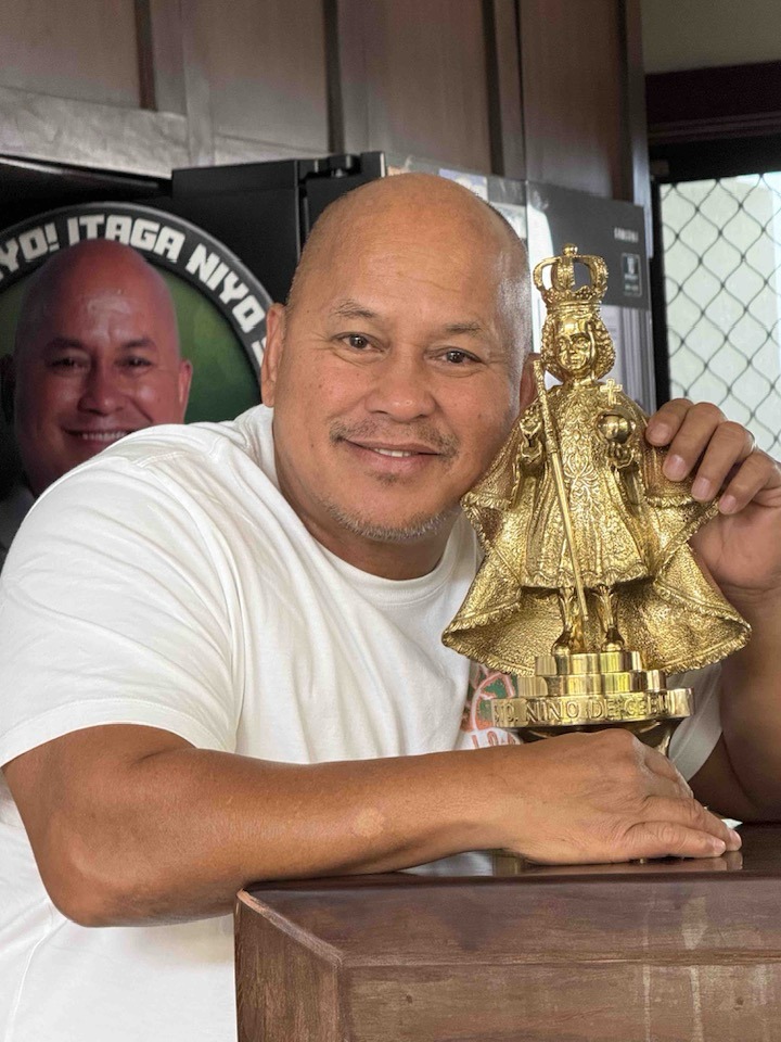 Bato, napadasal matapos mabalitaan ang ICC warrant laban sa kanya