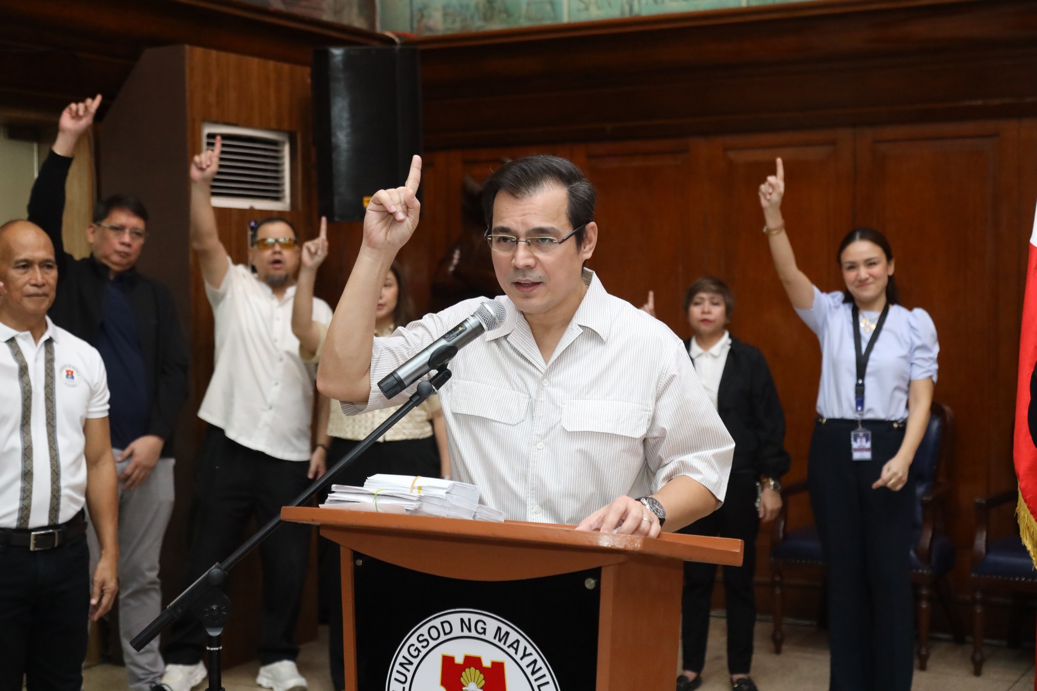 Sana All!: Manila City Hall, mag-rerelease ng ₱317 million para sa year-end bonus at cash gift ng mga kawani ng lungsod