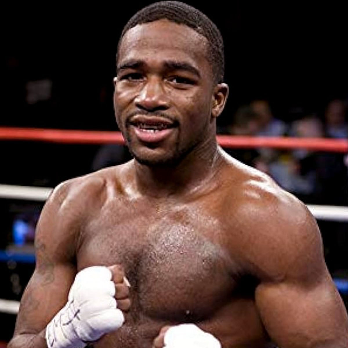 Dating World Champion na si Adrien Broner, tinangkang tumakas dahil walang pambayad sa restaurant?