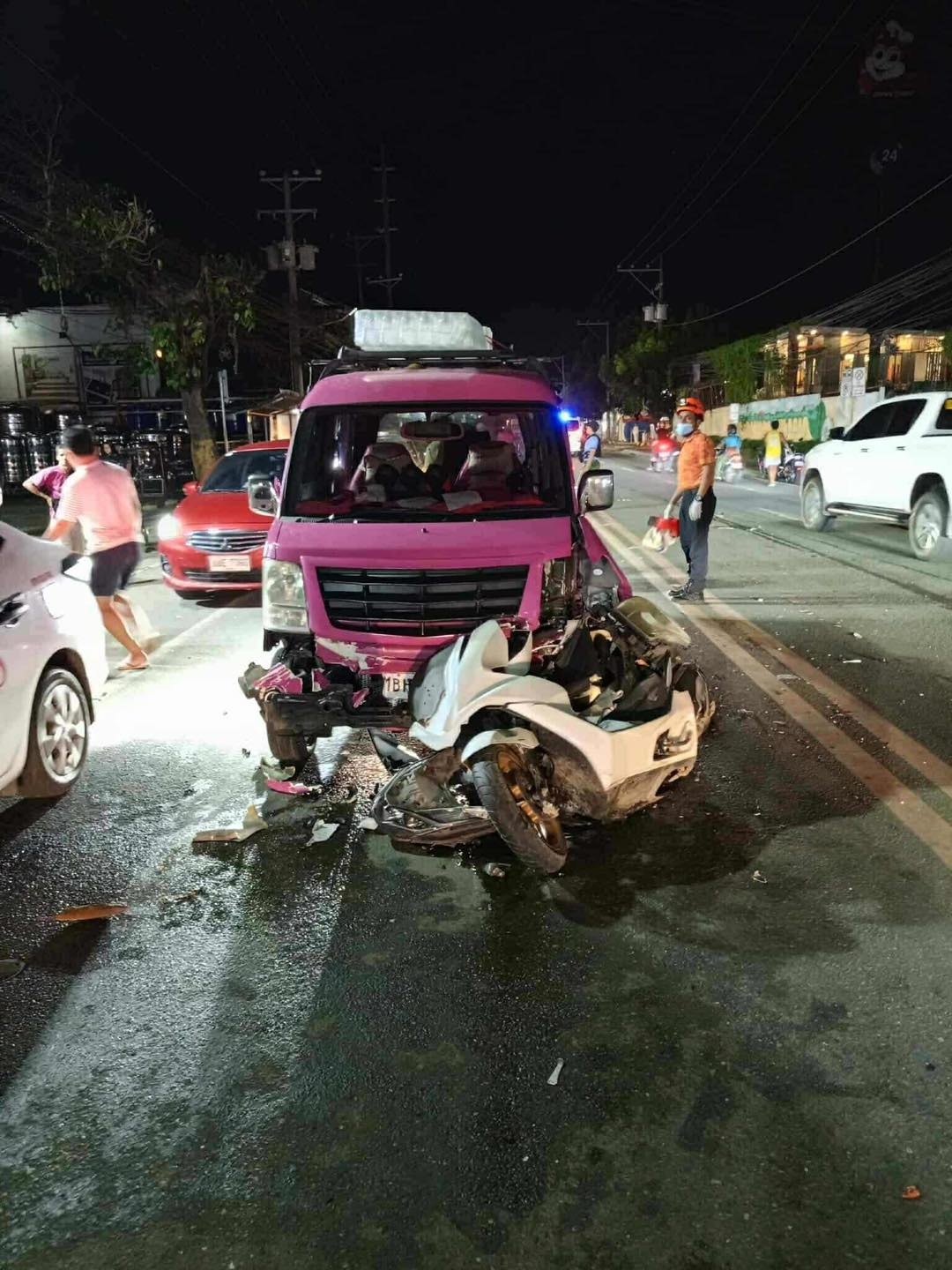 18-anyos na rider, patay matapos bumangga sa ‘No U-Turn’ sign at masalpok ng van sa Cebu City