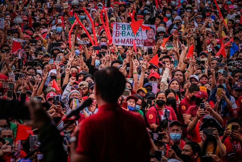 Comelec, hinimok ang mga kandidato na maging disente sa pangangampanya