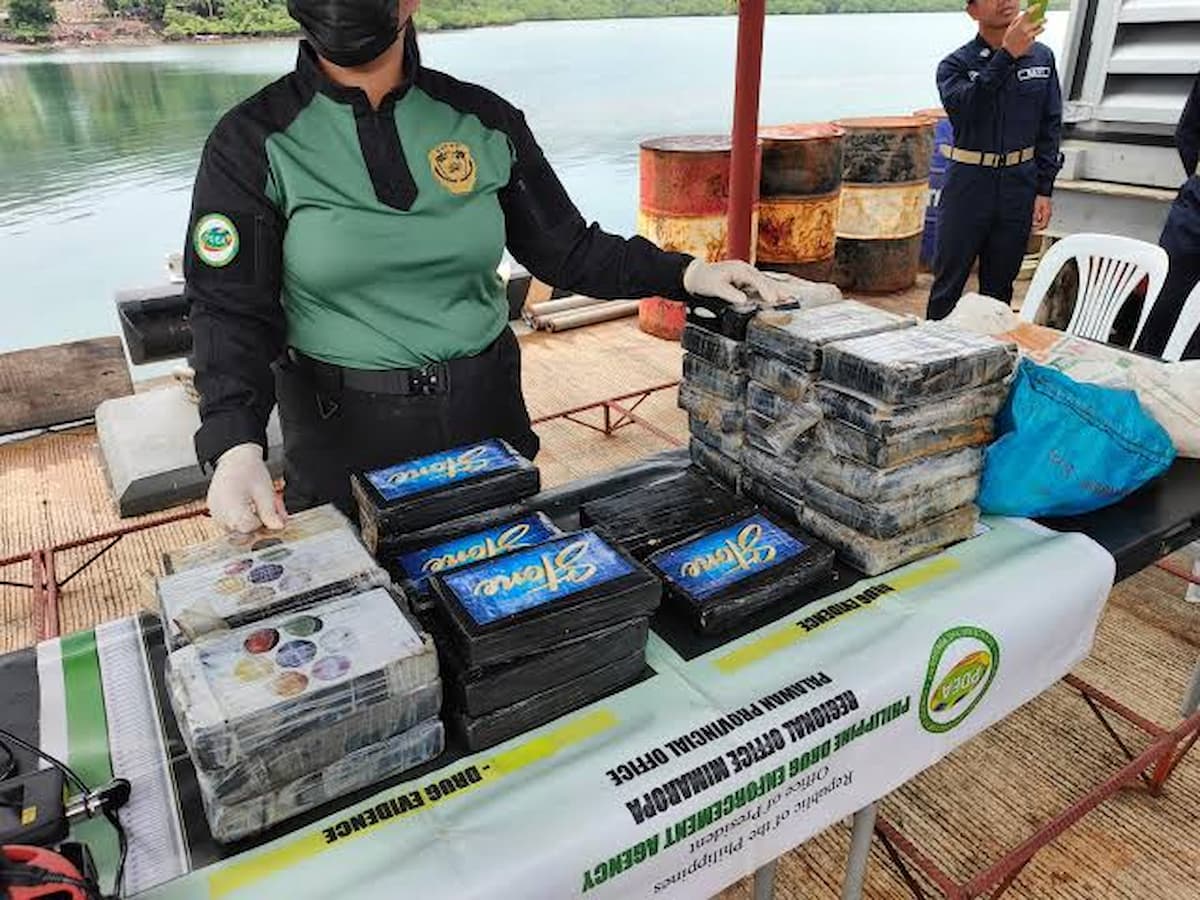 P214.4 milyong floating cocaine nalambat sa West Philippine Sea