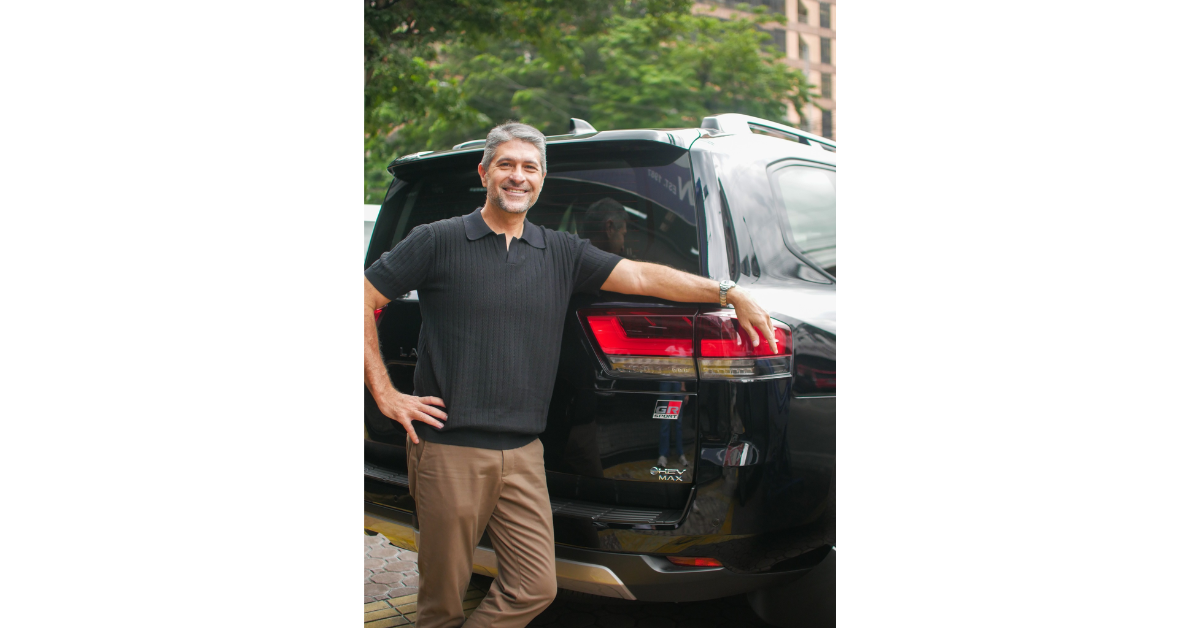 James Deakin's son ticketed with reckless driving for improper lane change; Then LTO taught his son a lesson