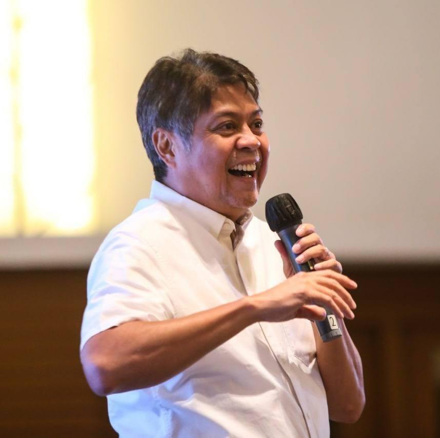 Pondo ng flood control projects, gustong ilipat ni Sen. Kiko Pangilinan sa libreng almusal program?