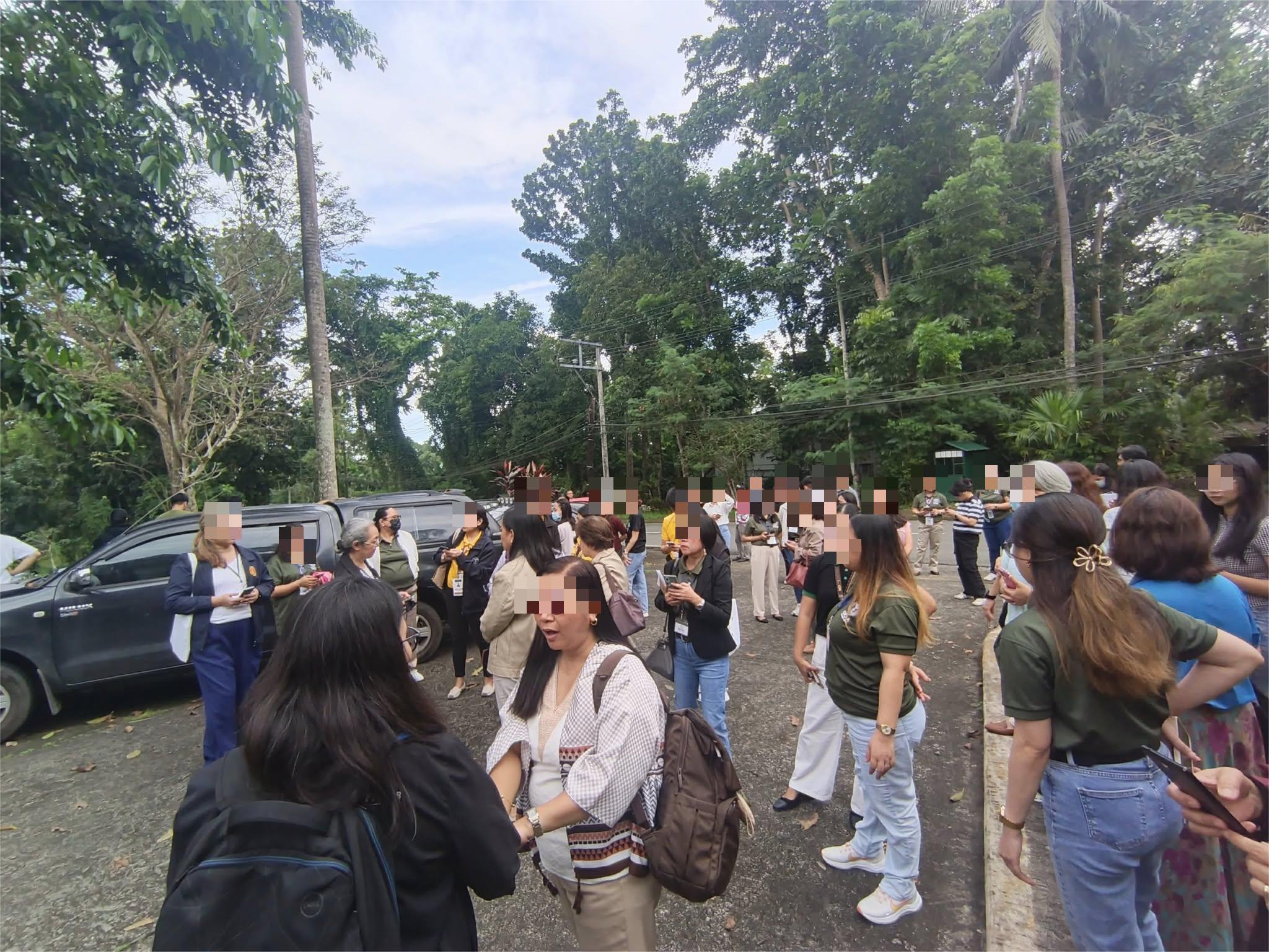 Tingnan: UPLB students at staffs, pinalikas matapos ang lindol sa Los Baños