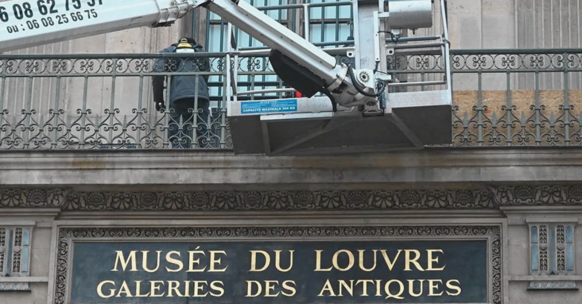 Louvre adds security bars months after $102 million jewel heist