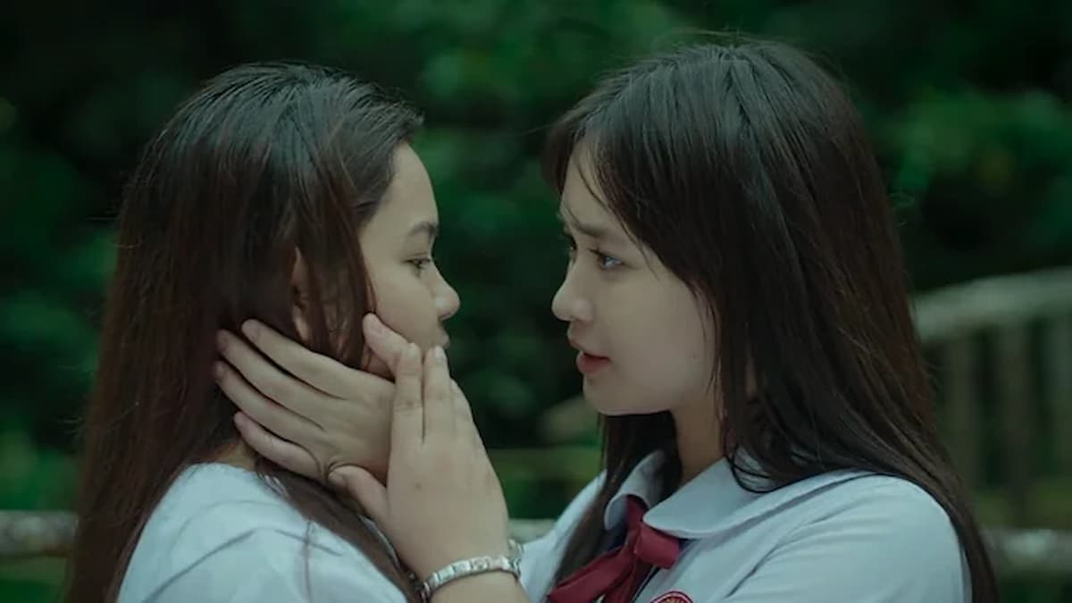 WHAT TO WATCH: Netizens nagkagulo! Mutya at Kolette, bakit sobrang kilig ng eksena nila sa “What Lies Beneath”?