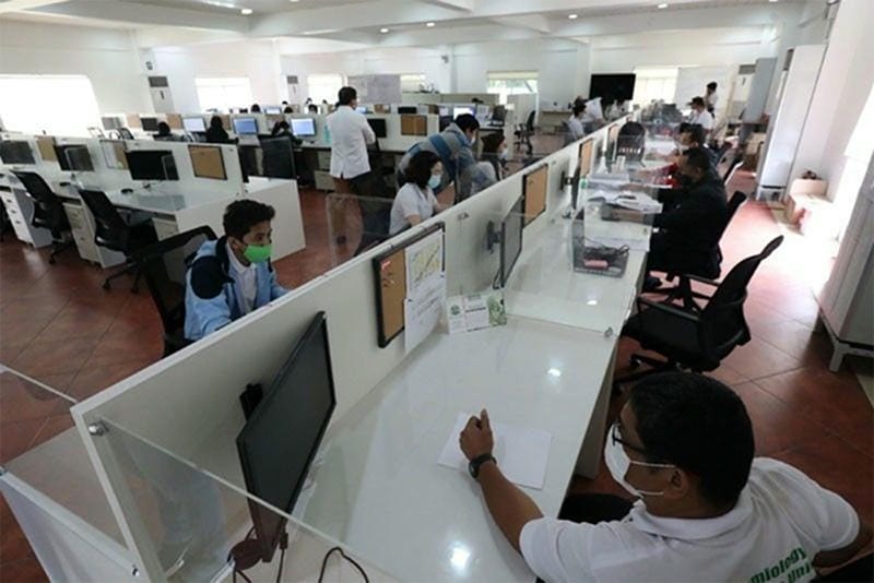 DBM: Sahod ng Empleyado ng Gobyerno, Tatataas ngayong Enero