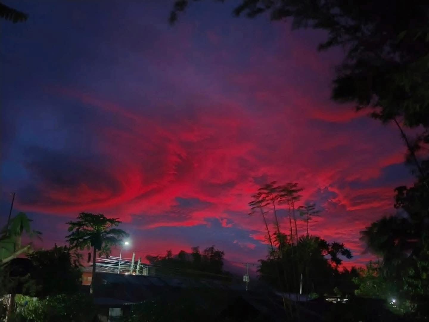 Pulang langit sa Camarines Sur,  senyales ng masamang kalamidad ayon sa mga eksperto