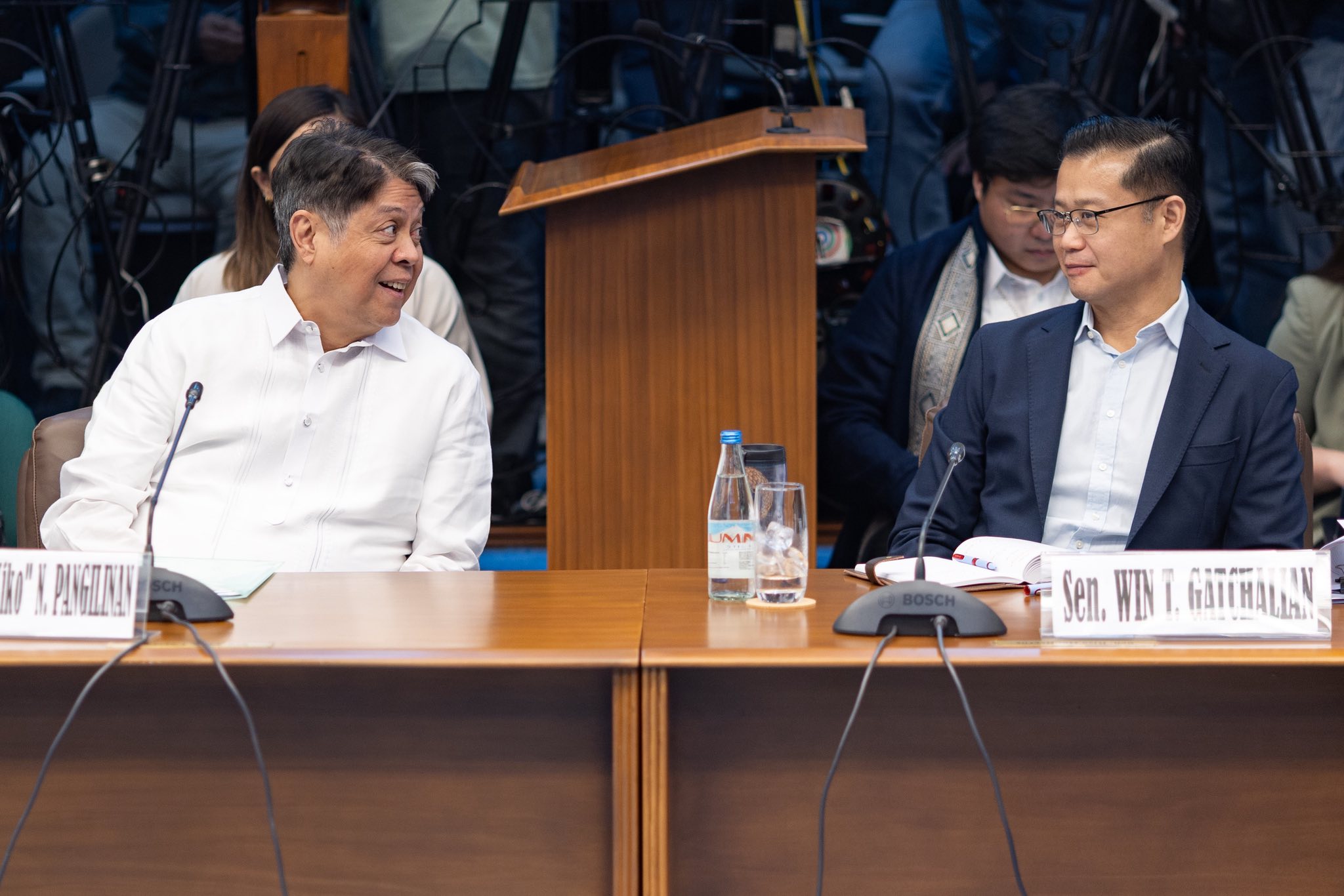 Kiko seeks creation of "Commission on Legal Education" to support future lawyers