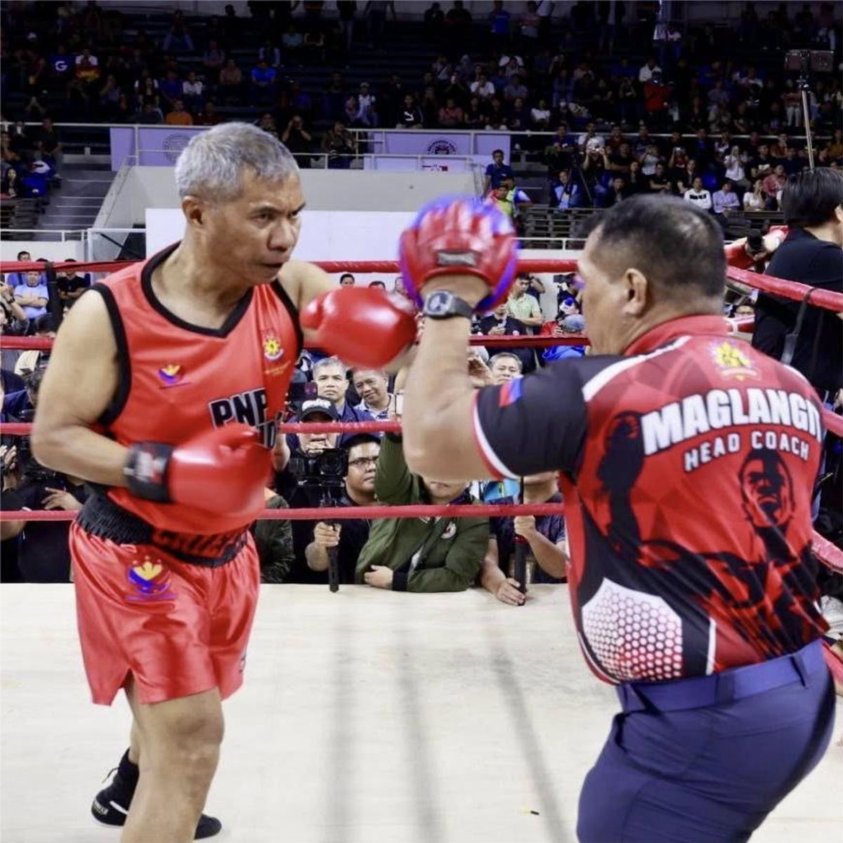Boxing gloves na ginamit ni General Torre, ibinenta kay Boss Toyo sa halagang ₱500k?
