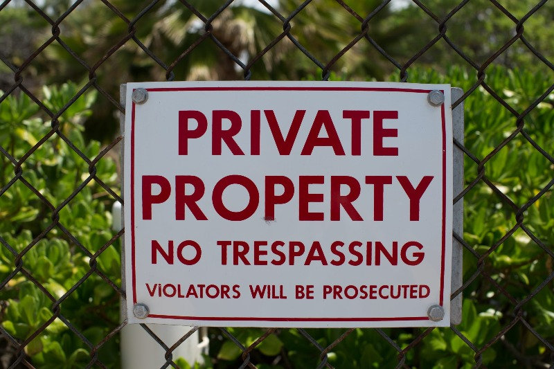 Trespassing sa Pilipinas: Seguridad sa Bahay vs Mga Isyung Legal