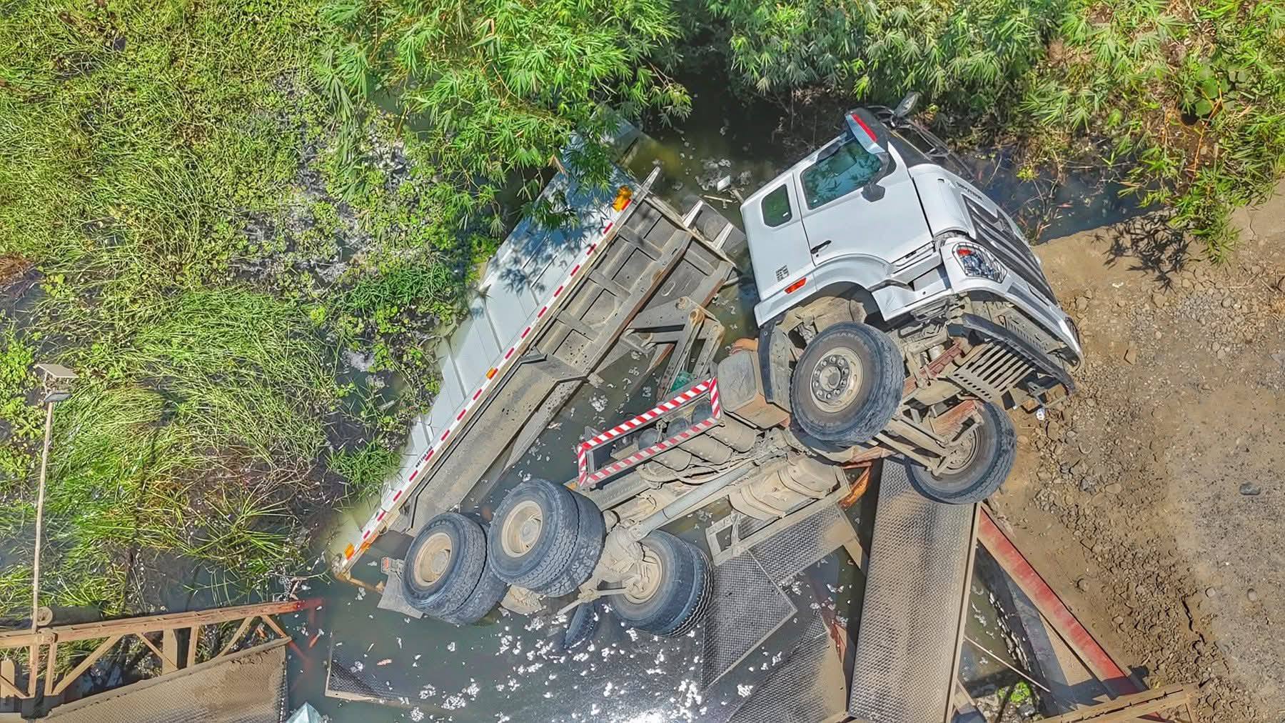 Detour bridge fails Under truck’s weight — Are we taking infrastructure limits seriously enough?