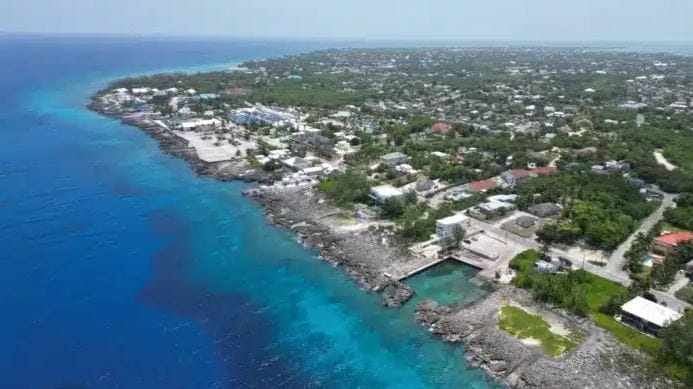 Malakas na Lindol at Babala ng Tsunami sa Dagat ng Caribbean