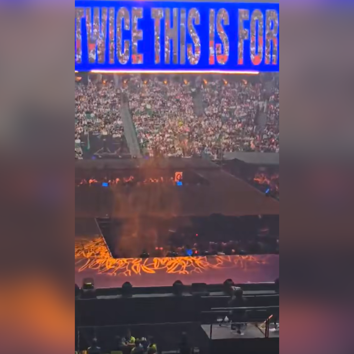 TWICE concert sa PH, umalingawngaw sa sigaw na ‘Ikulong na ’yan, mga kurakot!’