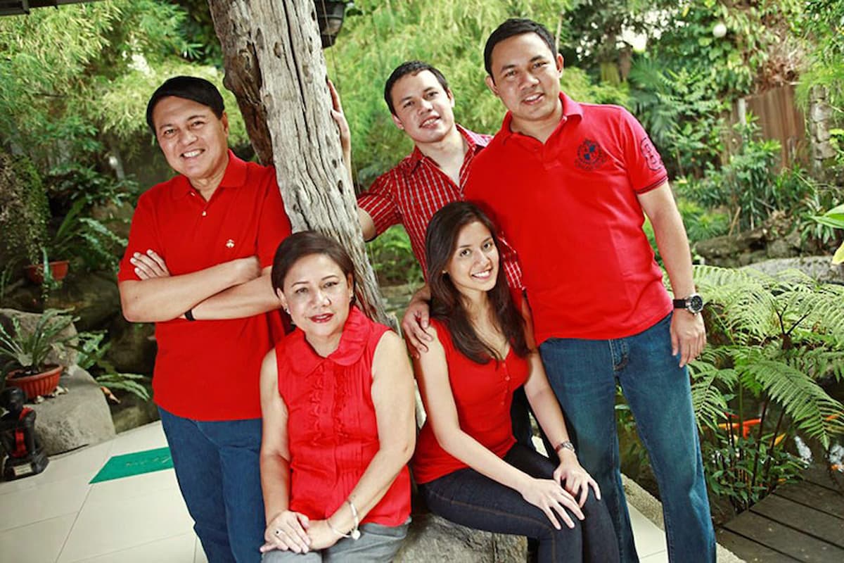 DOJ, iniimbestigahan ang pamilya Villar sa ₱18-B proyekto